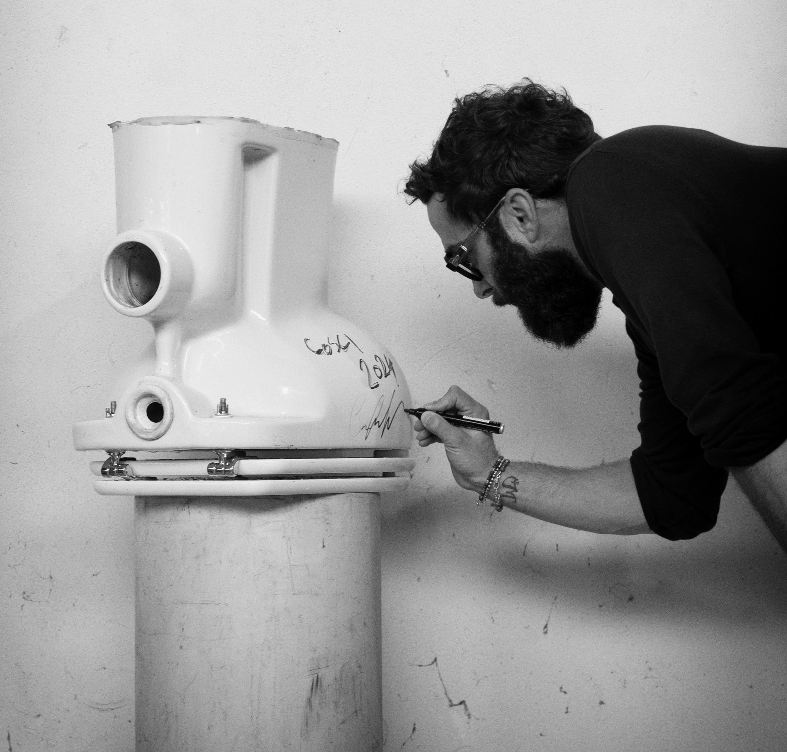 Claudio Cosci, an Avant-garde ‘Fountain’ for Hydraulics